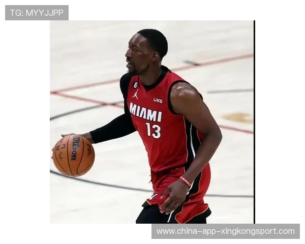 阿德巴约背身进攻强势发挥,迈阿密持续扩大比分